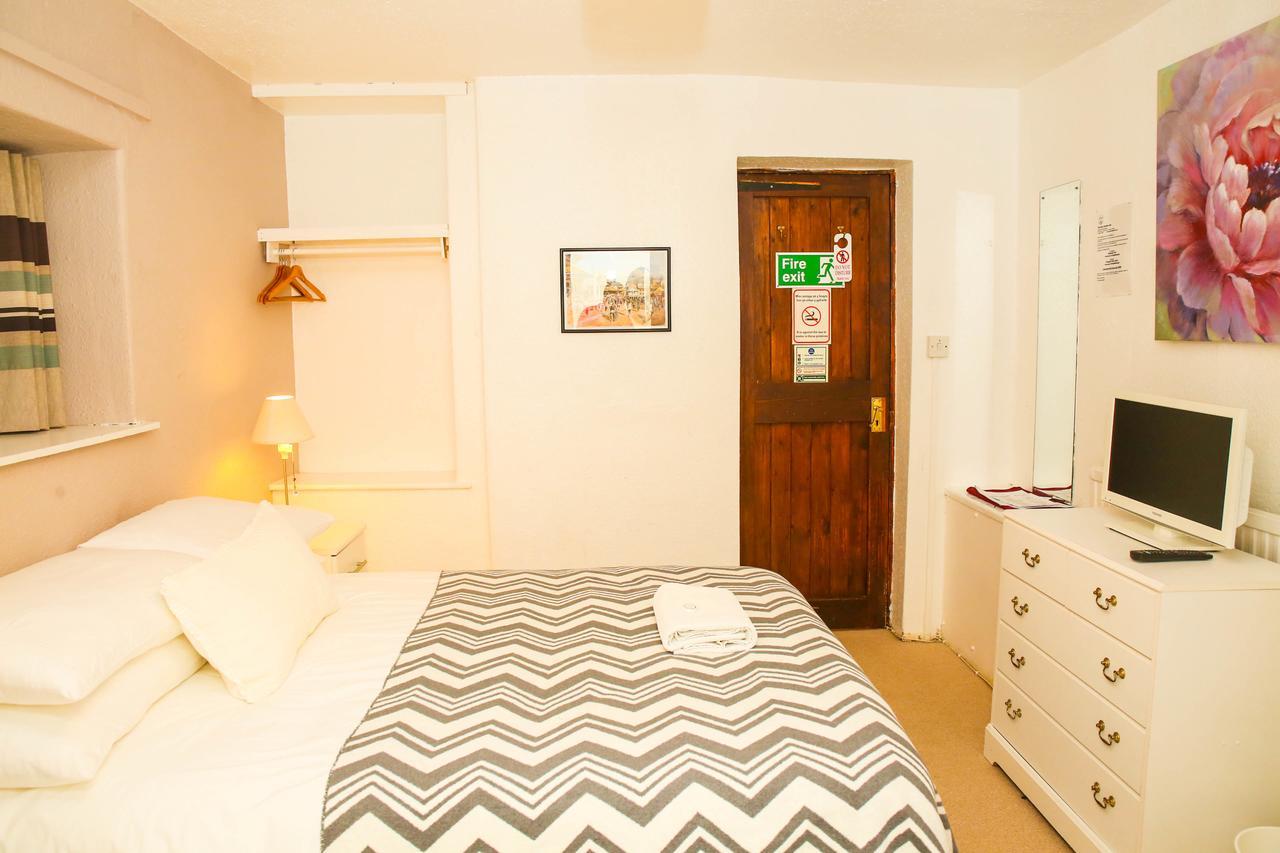 New Gurkha Inn Brecon Dış mekan fotoğraf