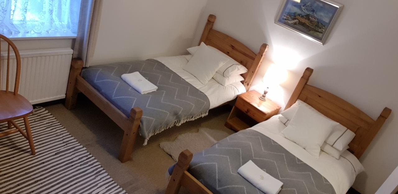 New Gurkha Inn Brecon Dış mekan fotoğraf